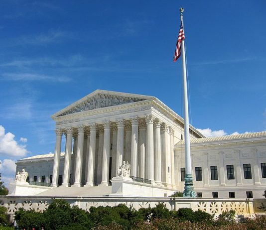 ‘Climate Math Gets Harder’ as Radicalized Supreme Court Upends US Carbon Regulation