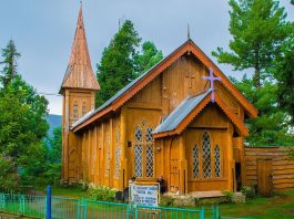 Bridging the Gap: Empowering Christian Youth in Pakistan for Mainstream Representation