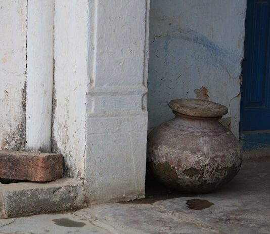 Killing of Siddique Masih: Religious Intolerance in Pakistan An earthen pot of water, symbolizing human dignity and minority rights in Pakistan.