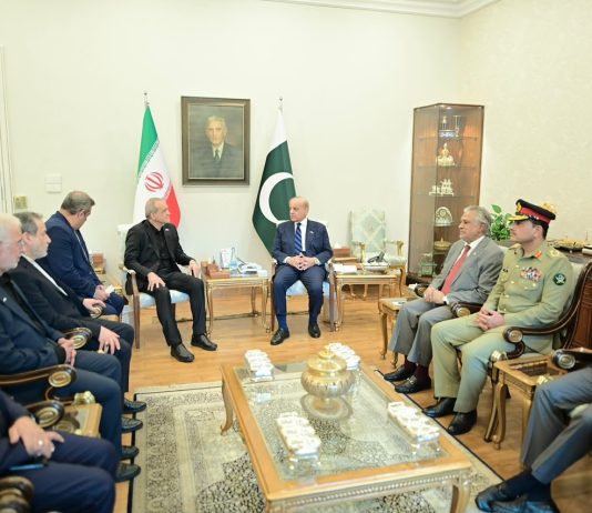 The End of Trust: Why Iran No Longer Sees Pakistan as a Reliable Partner Iranian and Pakistani diplomatic officials during tense mediation talks.
